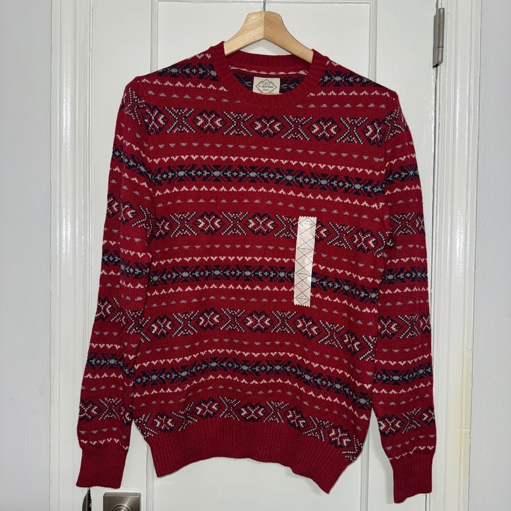 St. John’s Bay Men’s Patterned Sweater | Red | S